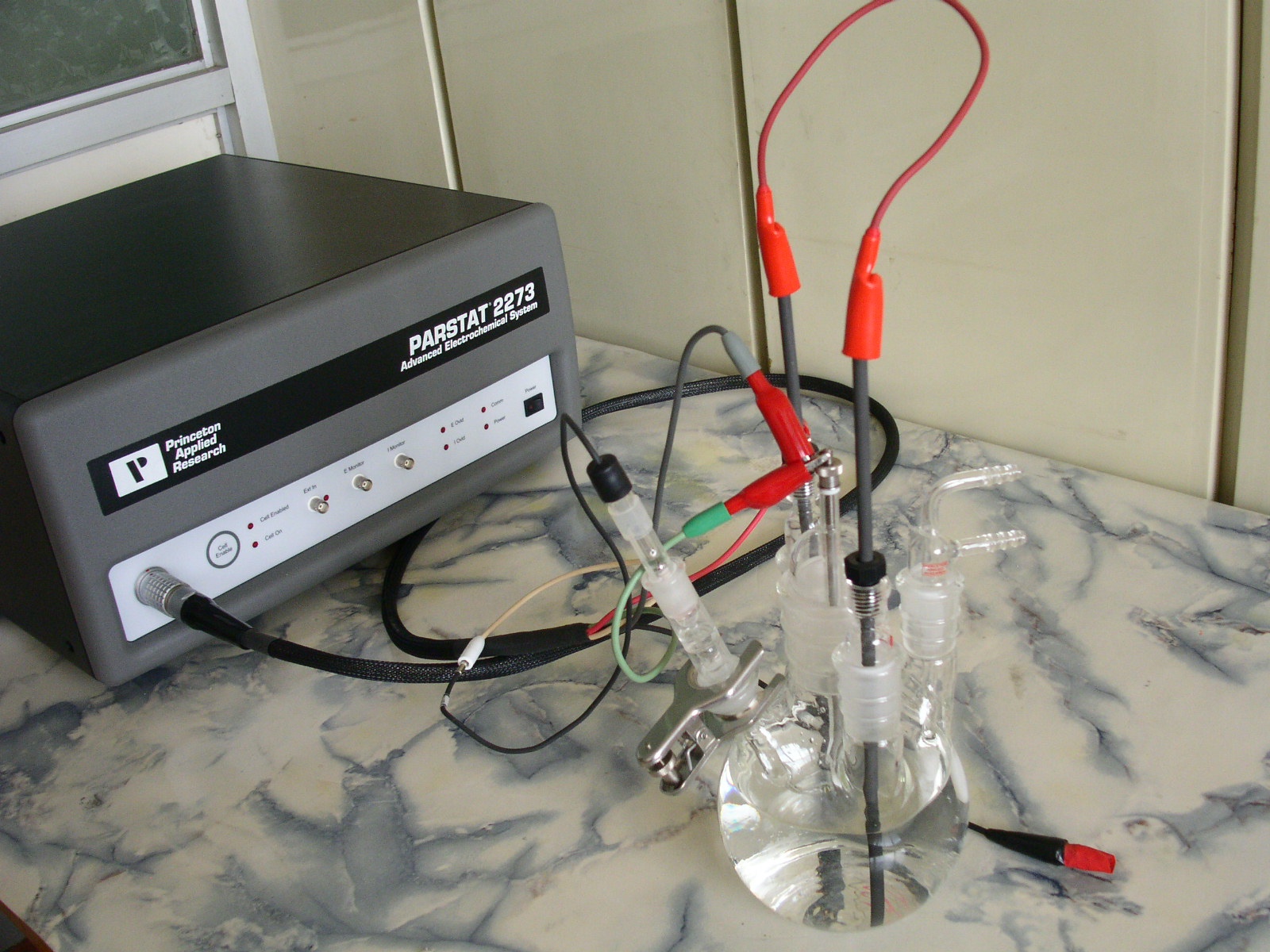Advanced Electrochemical Workstation for Surface Science Research
